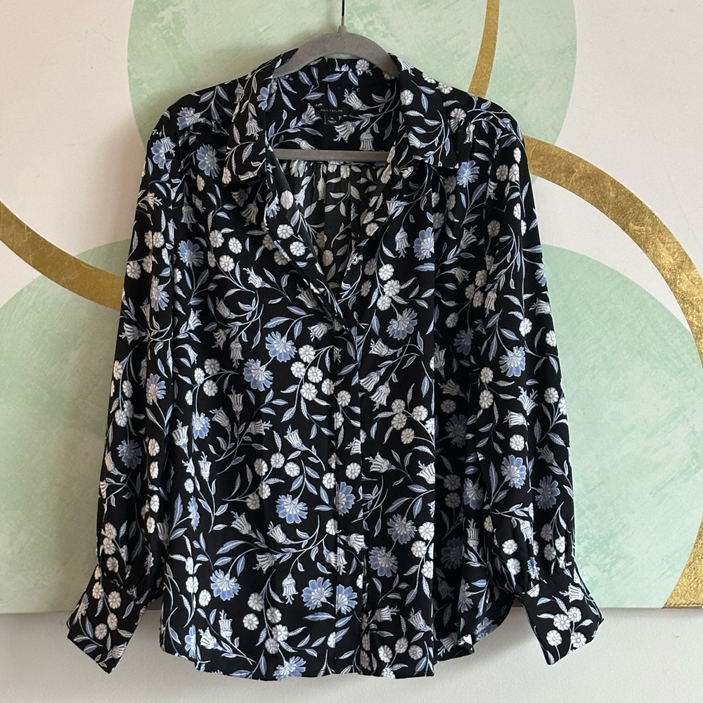 Ann Taylor Floral Black and Blue Women's Top